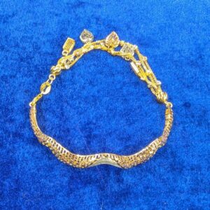 Women’s bracelet collection – 12.48 Grams – 22K